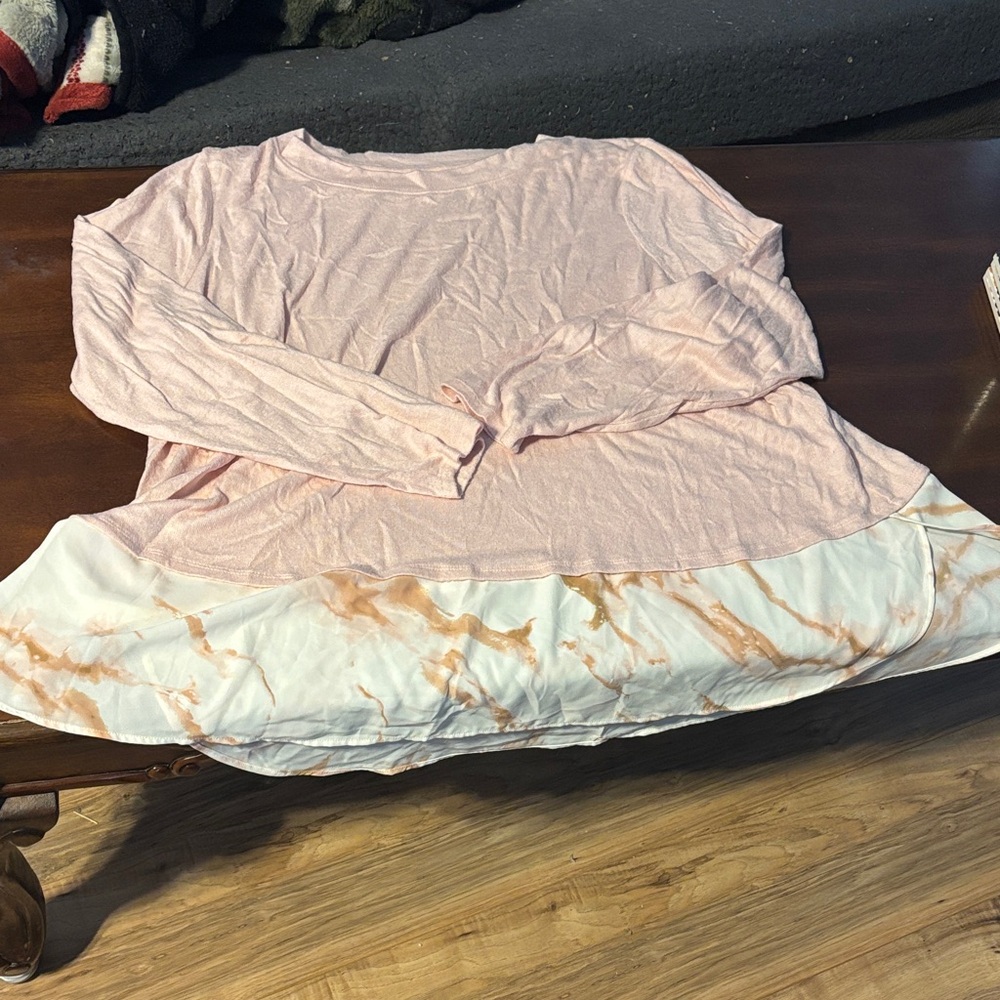 EVRI Pink and White Long Sleeve Top